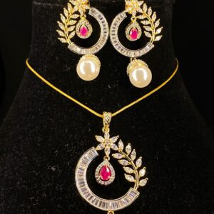 Round shape with moti handing AD diamond pendant set