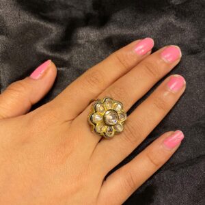 Flower shaped Kundan Ring