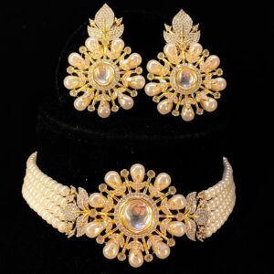 Round shaped Kundan center AD Diamond Choker Necklace set