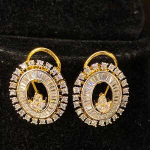 Round AD Diamond Shaped Earrings